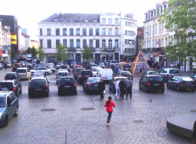 Gemeenteplein Molenbeek (c) Simon Steverlinck